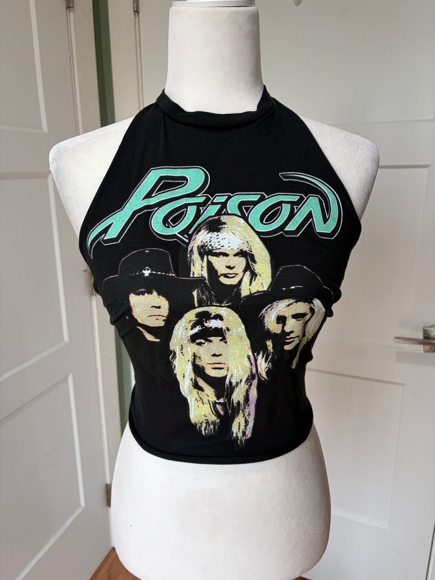 Poison Halter