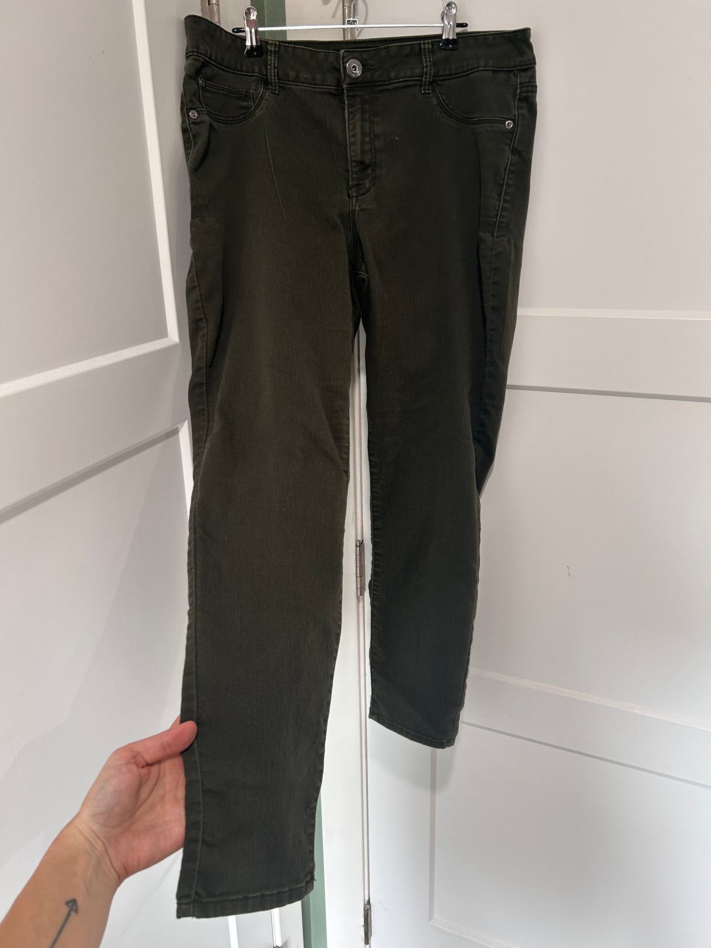 Olive Green Jegging